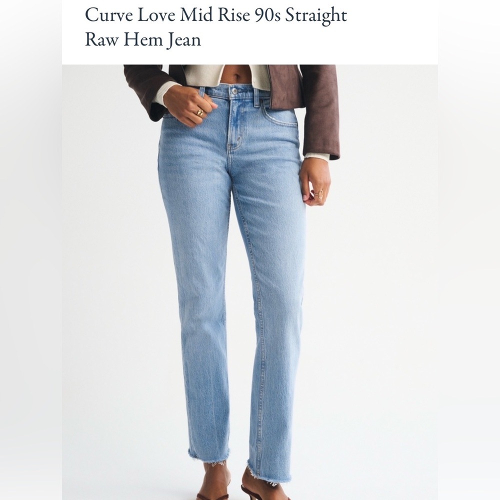 Abercrombie & Fitch Curve Love Mid Rise 90s Straight Jean size 25/0 short
